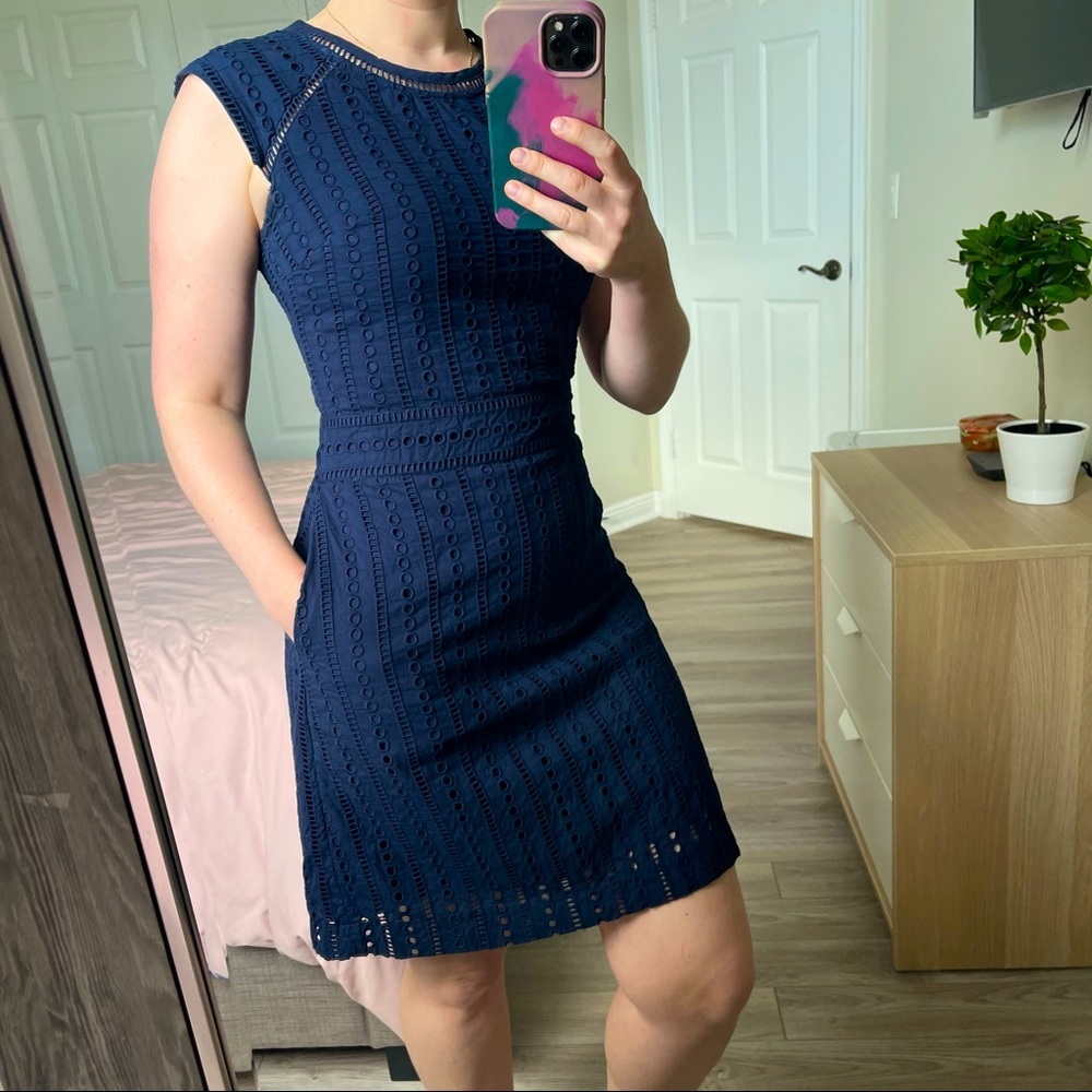 Banana Republic Navy Blue Eyelet Dress. Size 0.